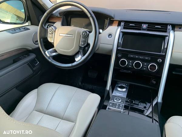 Land Rover Discovery 2.0 L SD4 - 11