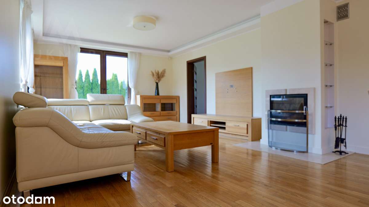 Dom nad jeziorem otulony lasem. - Pełny obrazek: 4/14