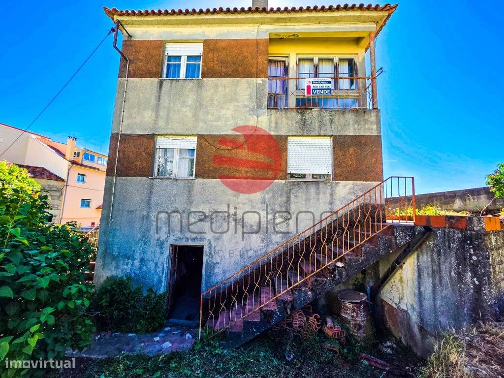 MORADIA T4 C/ GARAGEM-5