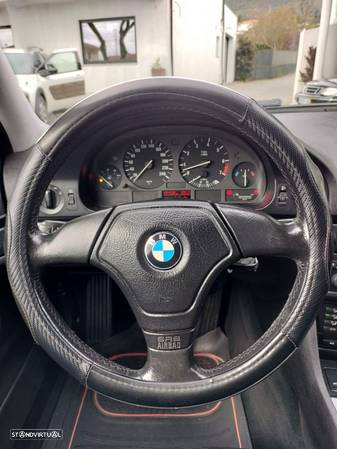 BMW 520 i - 8