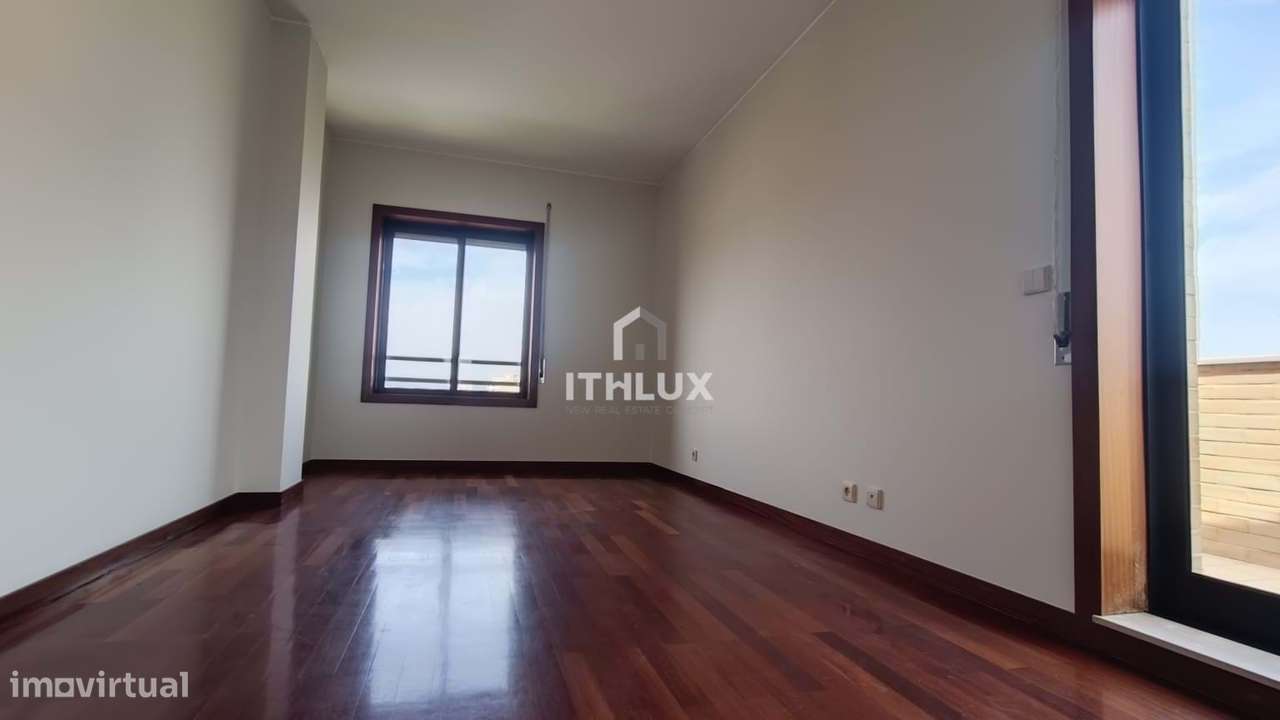 Apartamento T4 na zona privilegiada  de  São Vitor, próximo ao parque - Grande imagem: 5/22