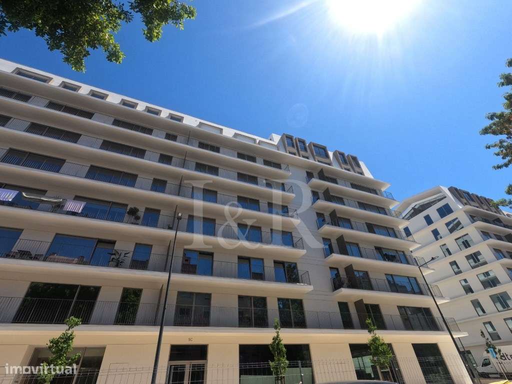 Loja com 3 frentes perto do Parque das Nações, Lisboa - Grande imagem: 2/32