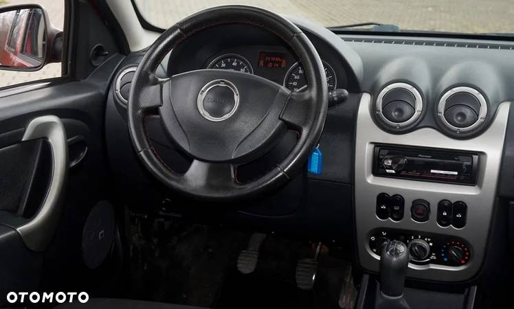 Dacia Sandero Stepway 1.6 - 27