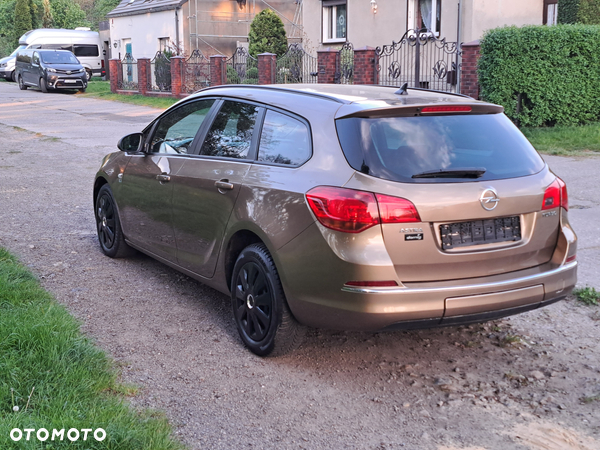 Opel Astra 1.4 Turbo Sports Tourer Active - 2