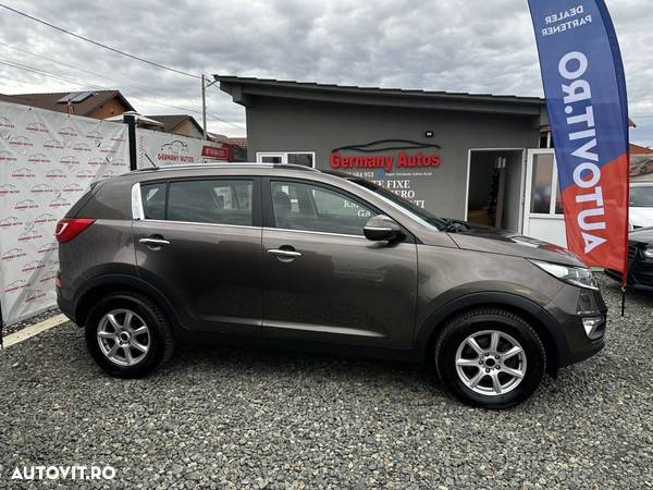 Kia Sportage 1.7 CRDI 2WD Spirit - 2