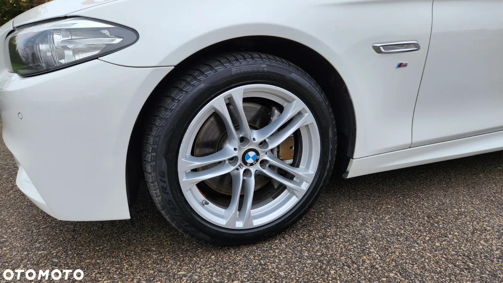 BMW Seria 5 525d xDrive - 9