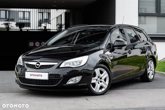 Opel Astra 2.0 CDTI DPF Sports Tourer Innovation - 2