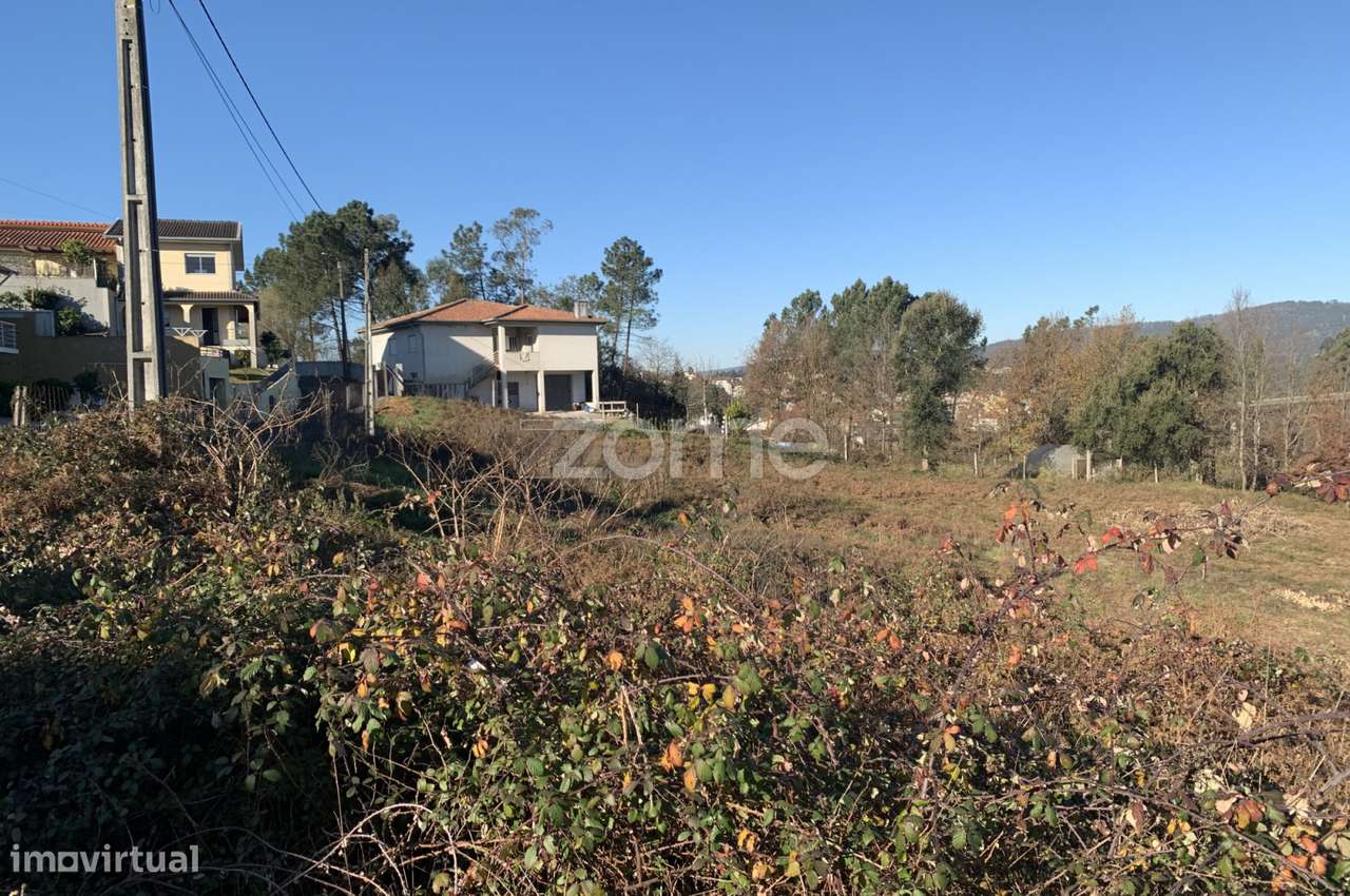 Terreno urbano na freguesia da Pousa, no concelho de Barcelos - Grande imagem: 5/15