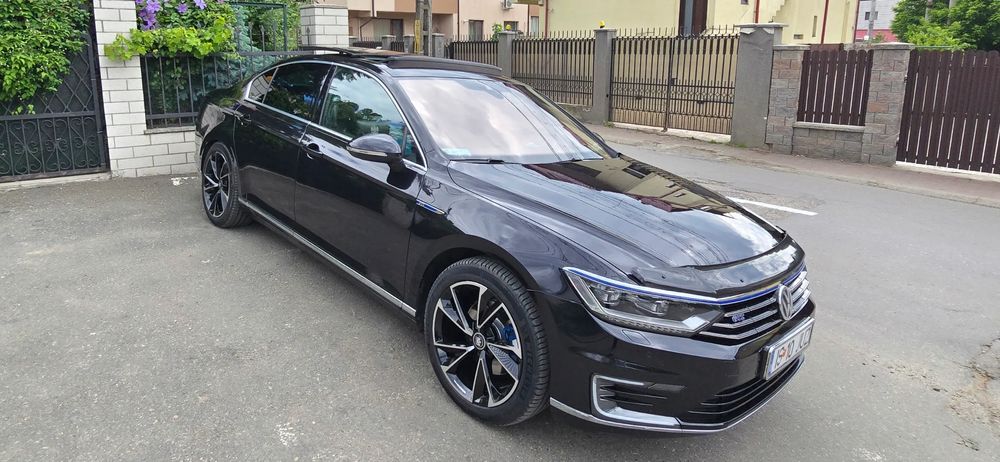 Volkswagen Passat B8 [2014 - Prezent] 1.4 TSI DSG GTE 2016