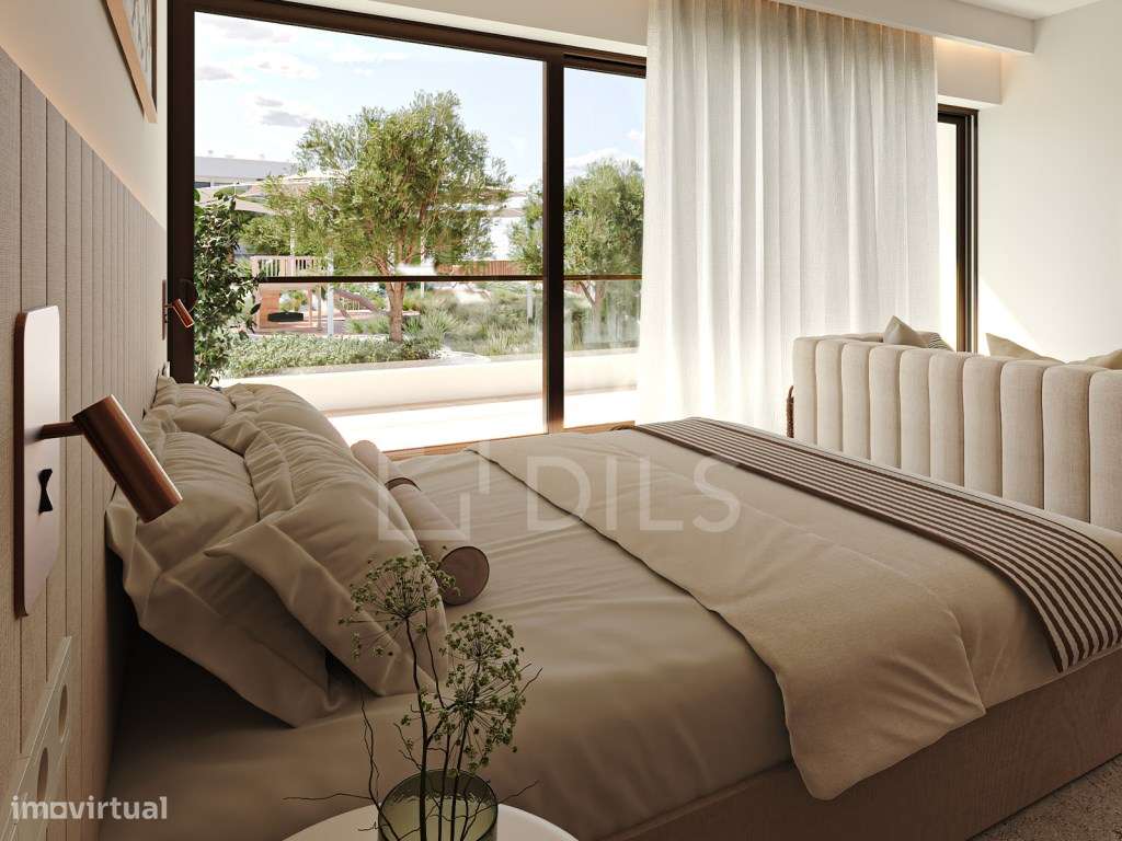 Apartamento T0 com varanda, junto à praia, no Carvoeiro, Algarve - Grande imagem: 1/69