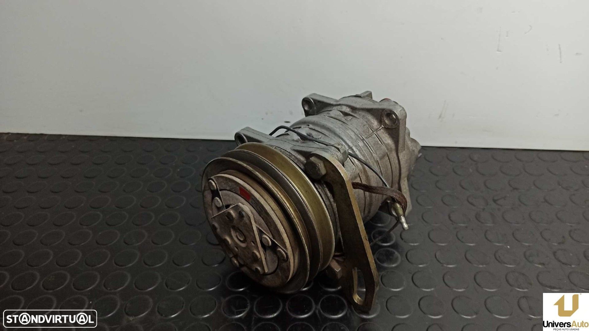 COMPRESSOR DE AR CONDICIONADO NISSAN PATROL (K/W260) CORTO TA - 1