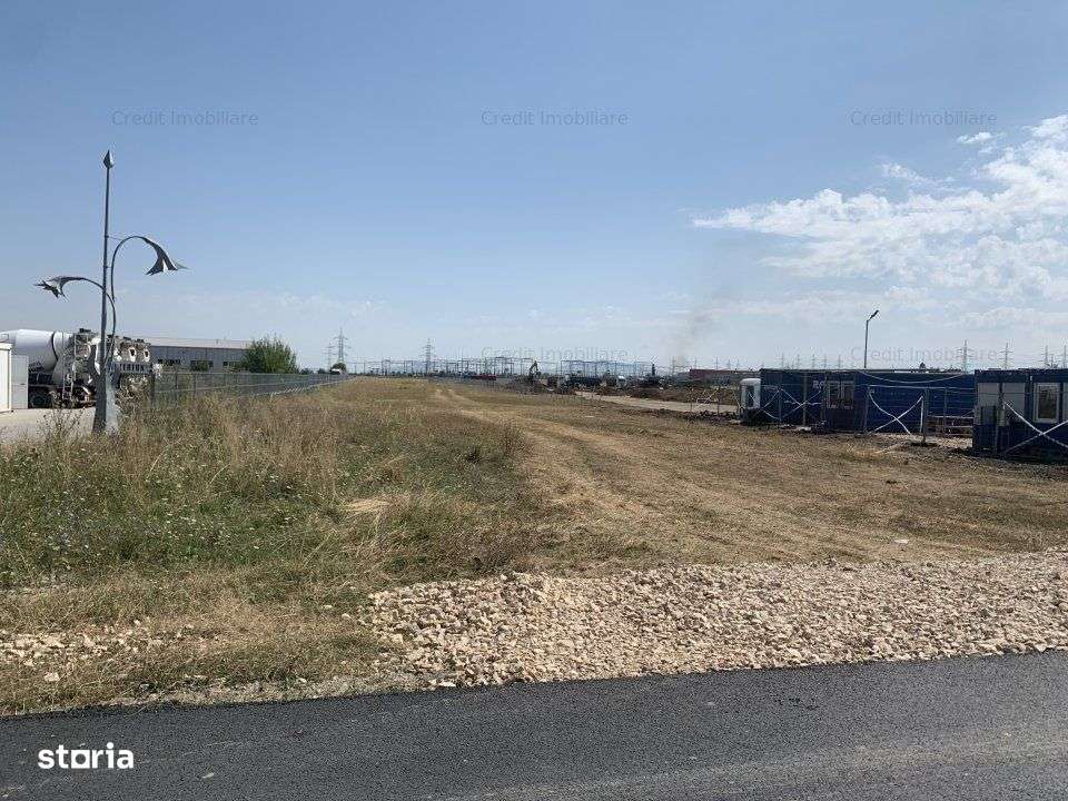 Teren de inchiriat - Imagine principală: 2/5