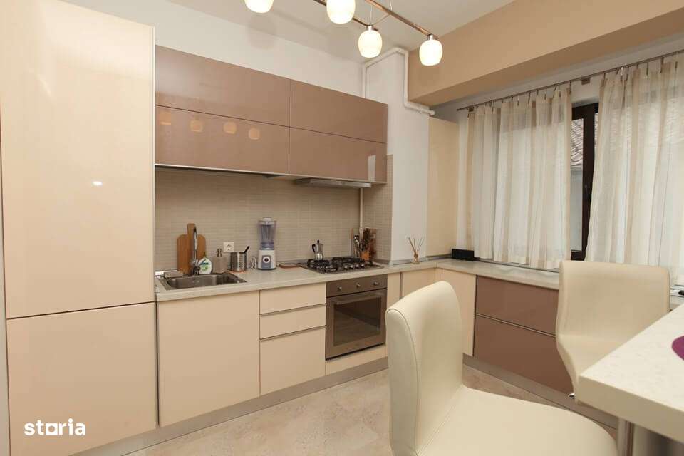 Vanzare apartament superb bloc nou metrou Aparatori - Imagine principală: 3/3