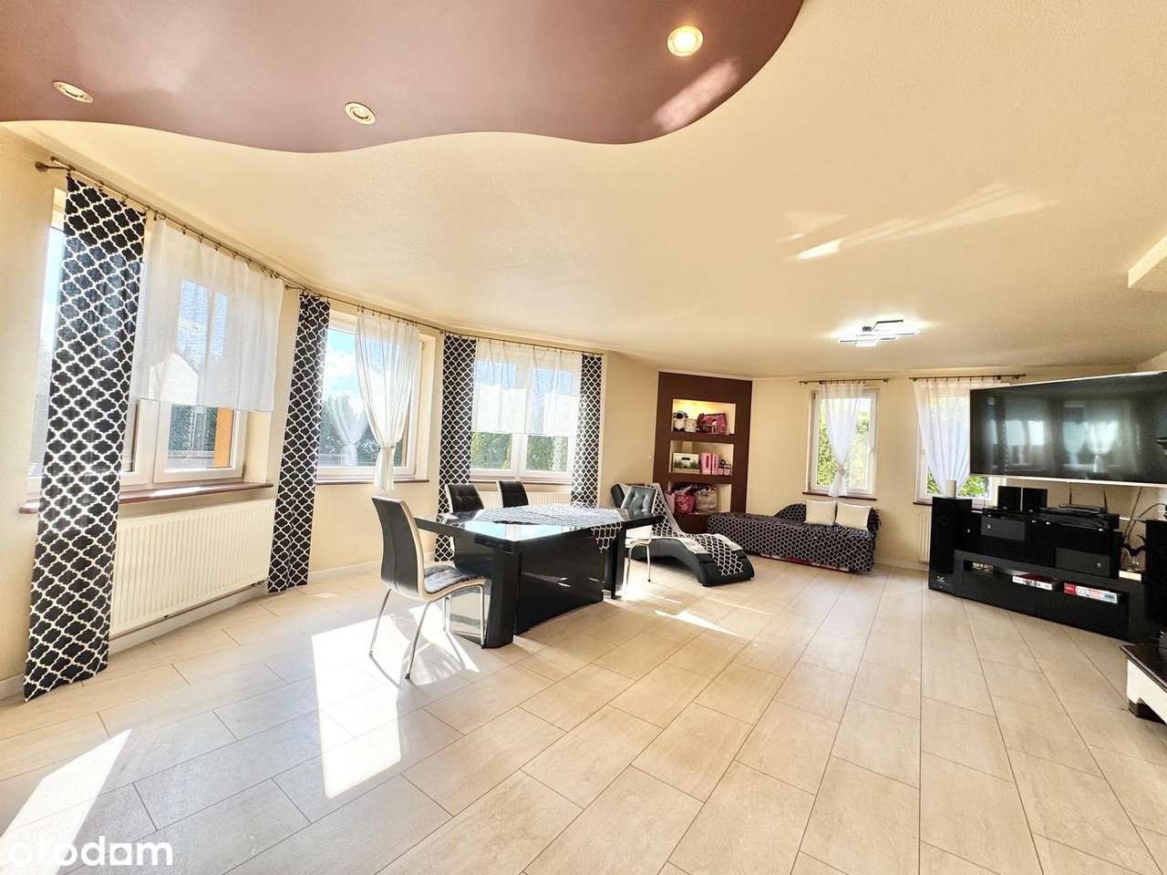 Na sprzedaż willa w Chełmie Śląskim (Kopciowice) – 360 m²-5