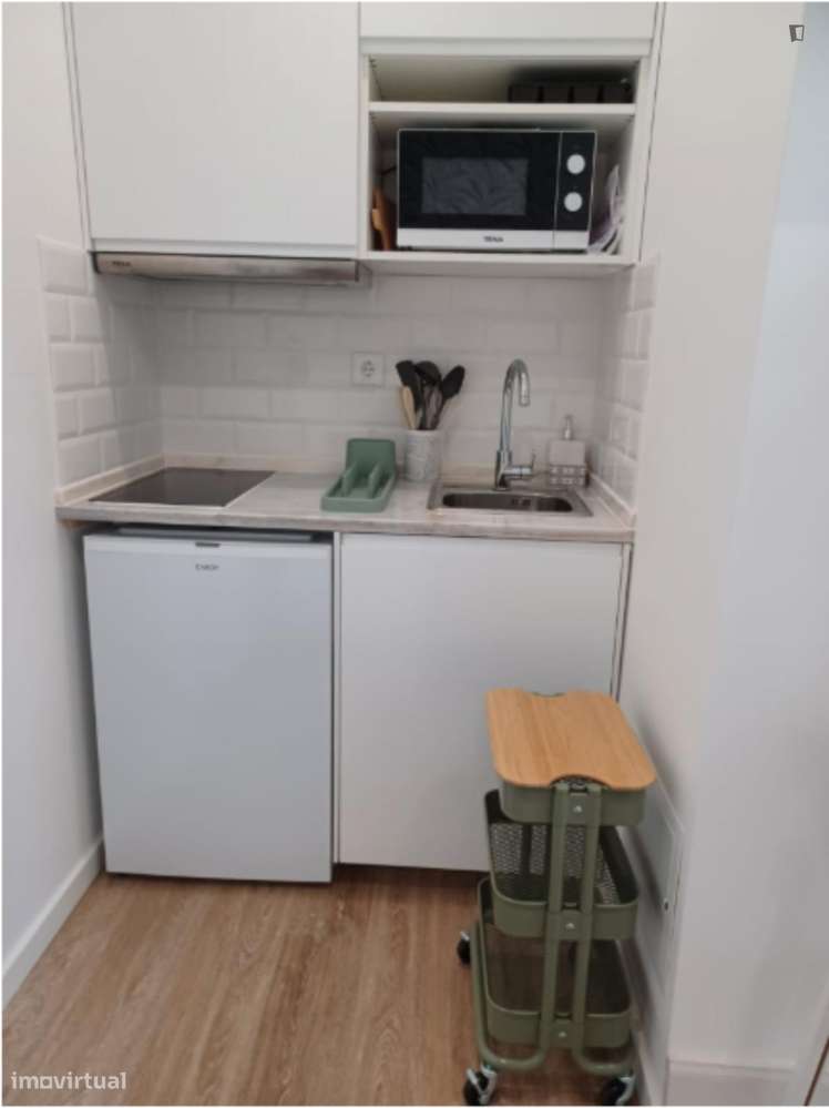 Estúdio - localizado em Baixa Coimbra - Grande imagem: 5/6