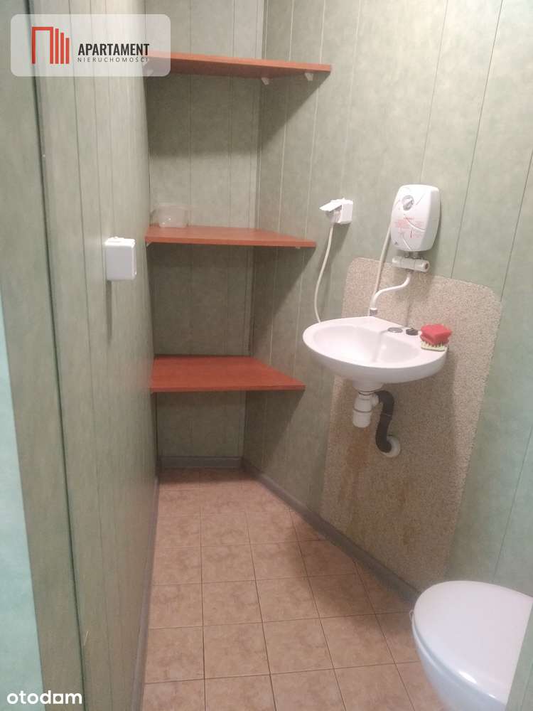 Lokal komercyjny z potencjałem na dużym osiedlu-8