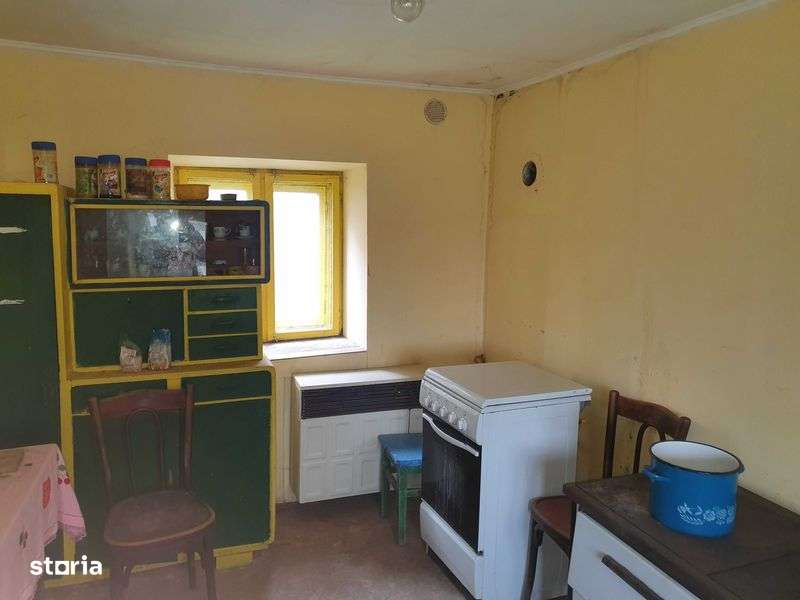 Casa cu 700 mp de vanzare - Imagine principală: 5/8