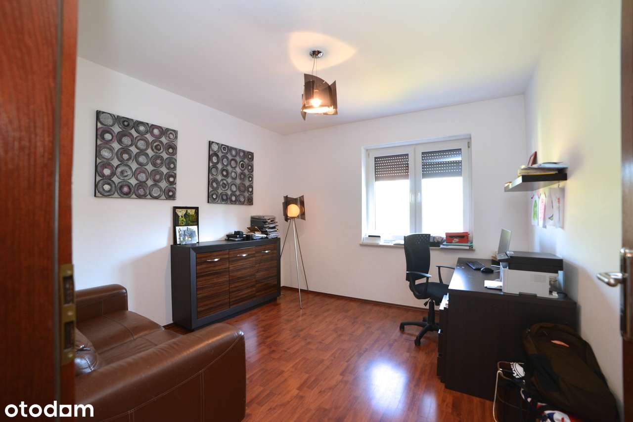 Wyjątkowy rodzinny dom z ogrodem i tarasem, 5 min do Leśnicy-6