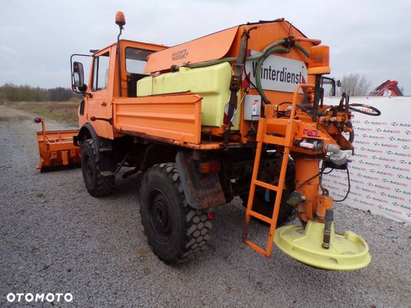 Unimog Mercedes  427/10 - 3