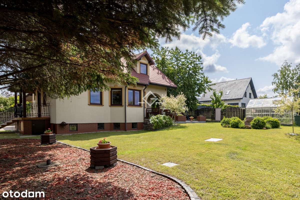 Dom 3-kondygnacyjny w Borkowie z zadbanym ogrodem - Pełny obrazek: 5/19