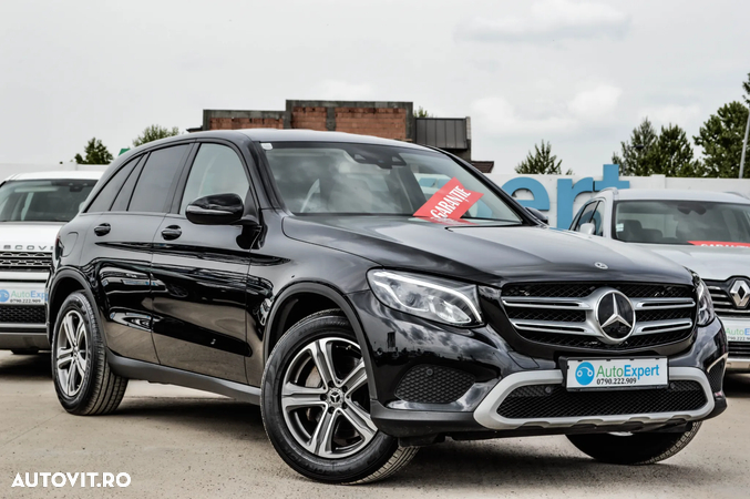 Mercedes-Benz GLC 300 4Matic 9G-TRONIC Exclusive - 9