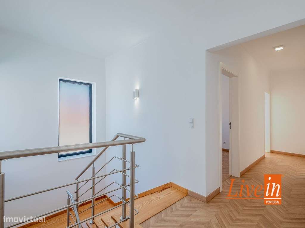 Moradia T4 Isolada em Sintra-18