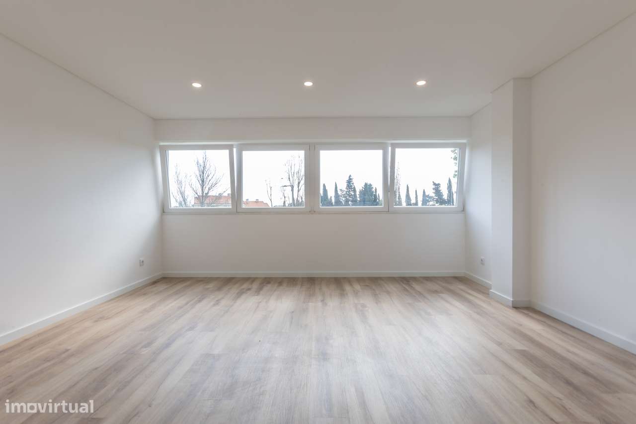 T3 Duplex a 2/3 minutos do Metro da Encarnação.-7