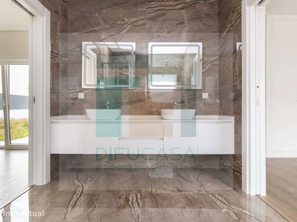 R128 Moradia T6 Azeitão-22