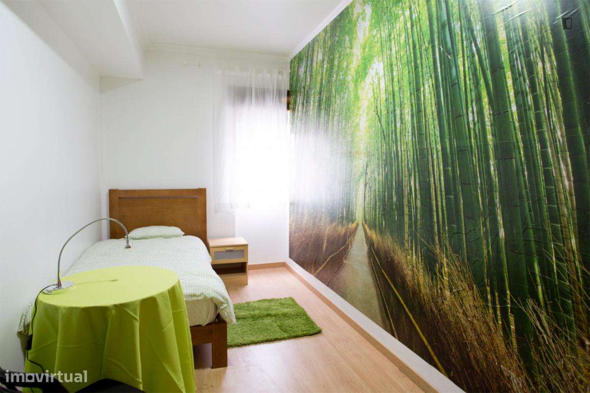 Quarto - localizado em Pontinha Lisbon - Grande imagem: 4/6