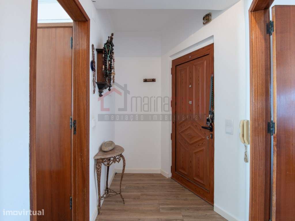 Apartamento T3 com Garagem Peniche Venda-2