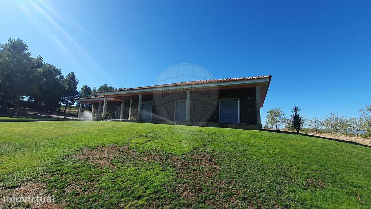 Moradia T6 para venda - Grande imagem: 3/31