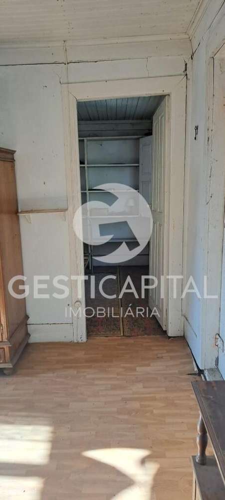 Quinta com vista rio Tâmega e duas moradias para recuperar-12