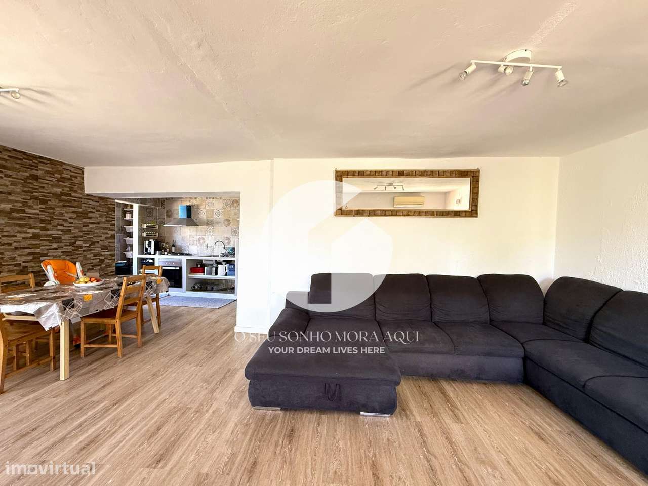 Moradia T3+1 no Desbarato, São Brás de Alportel-17