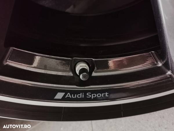 Audi RS3 TFSI Sportback quattro S tronic - 8