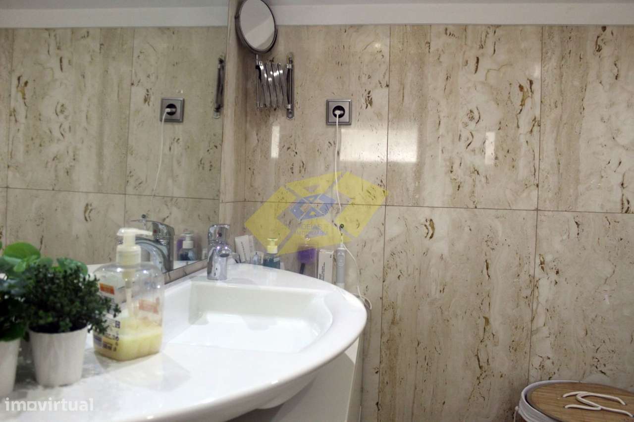 Andar Moradia T3 DUPLEX em Felgueiras-25