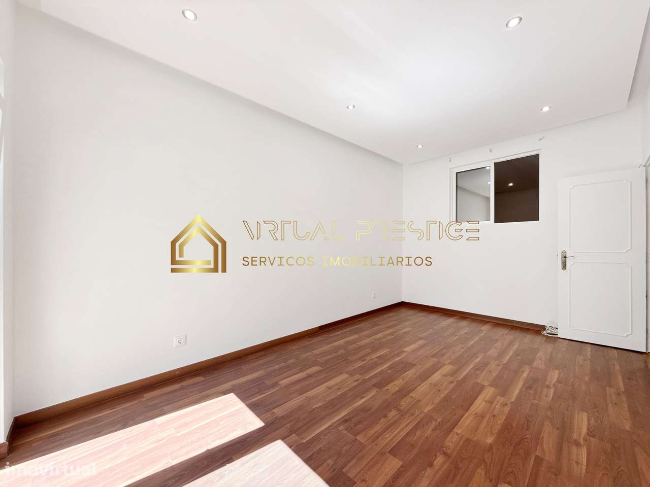 T1 Remodelado com Quintal de 42m² em Camarate-8