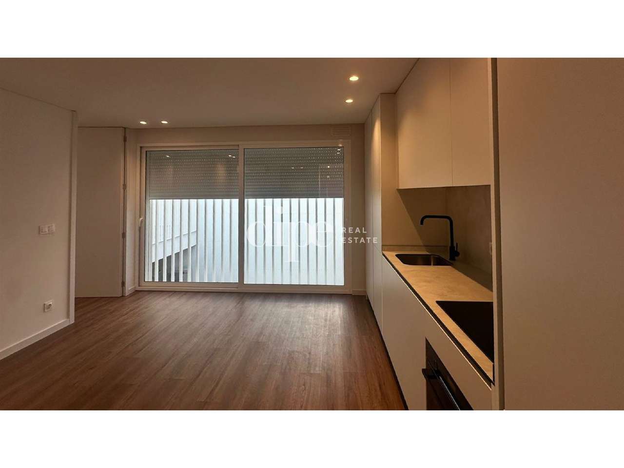 Apartamento T1 novo inserido no empreendimento Vila Flor Gallery - Grande imagem: 5/8