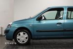 Renault Clio 1.2 16V Campus - 22