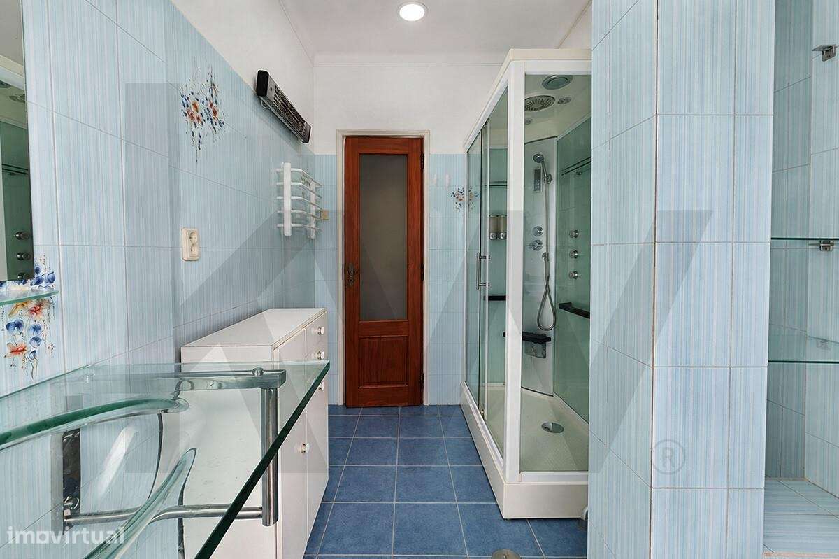 Apartamento T2 Centro Damaia de Cima-34