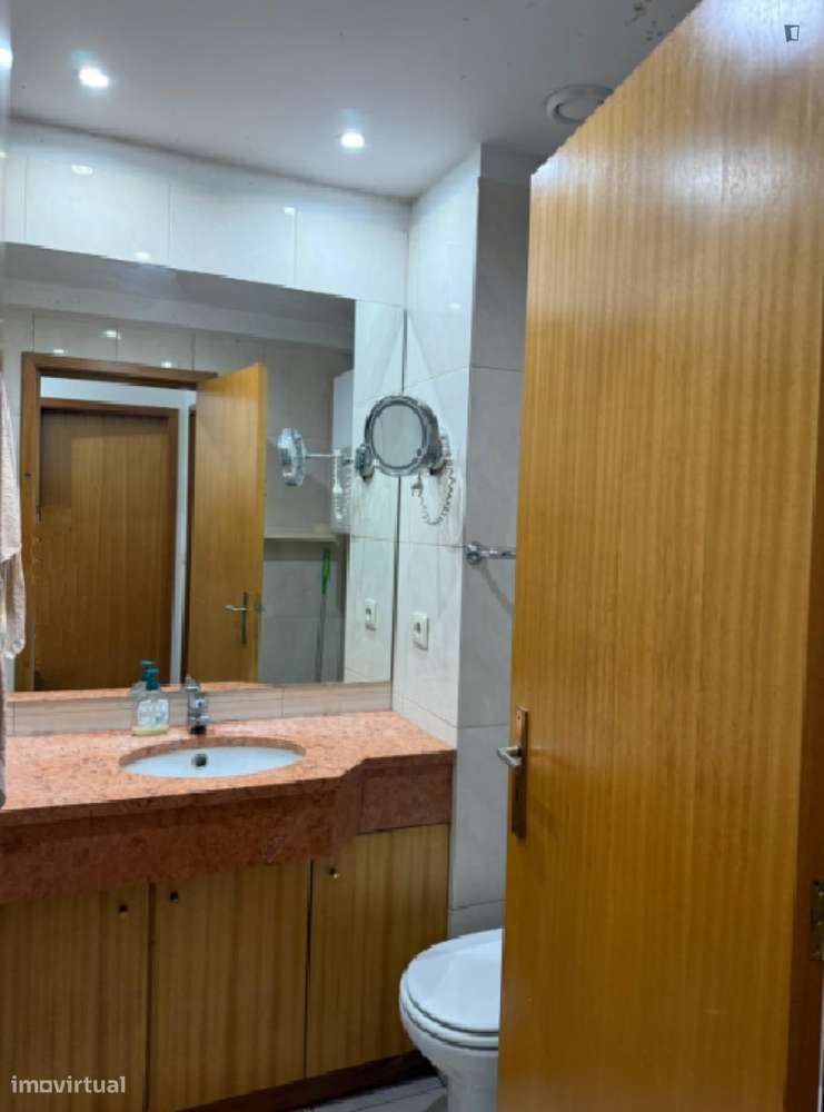 Apartamento com 3 quartos - localizado em Paranhos Porto - Grande imagem: 5/10