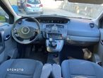 Renault Scenic - 17