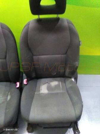 Conjunto De Bancos Toyota Rav 4 2.0 D-4d De 2005 - 2