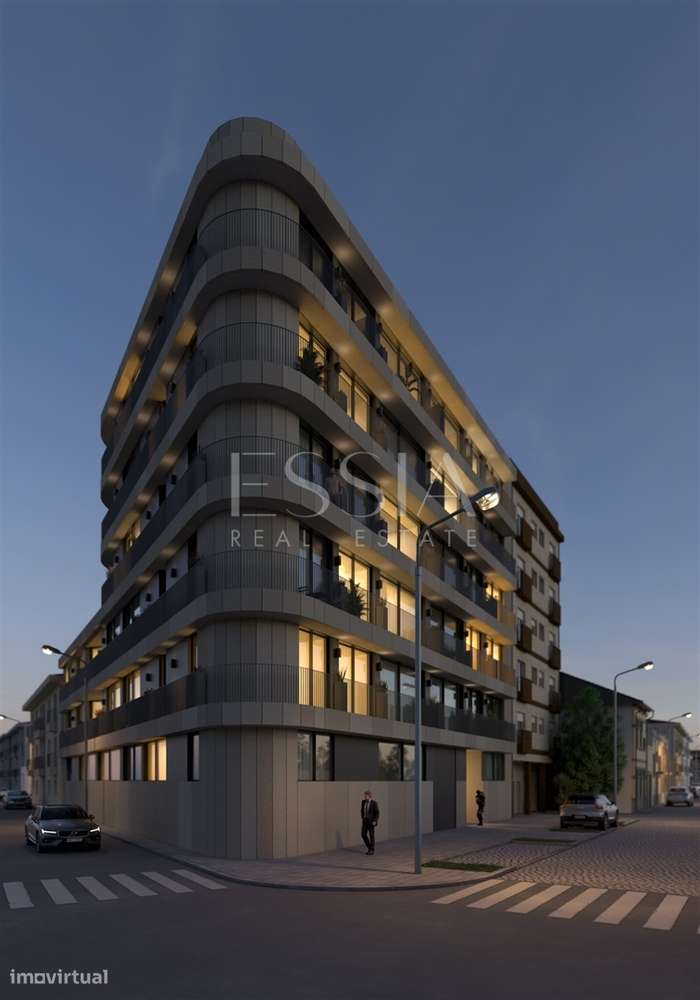 Apartamento T2 com 2 varandas - Novo Empreendimento de Luxo, Paranhos-0