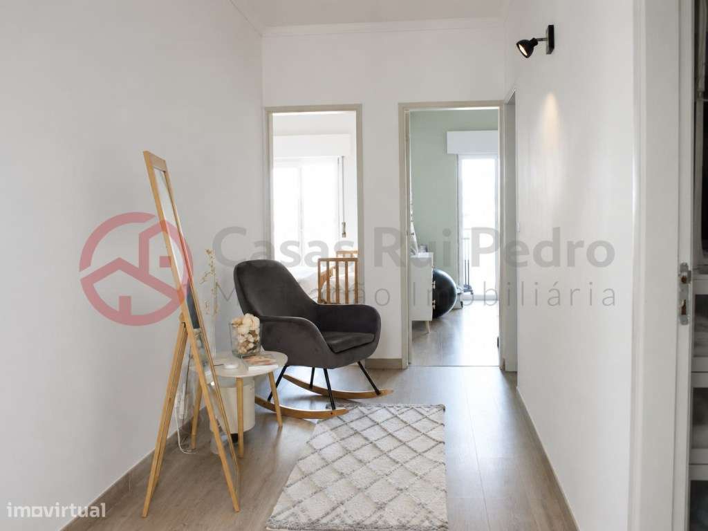 Apartamento T3 com excelentes áreas, Paivas-14