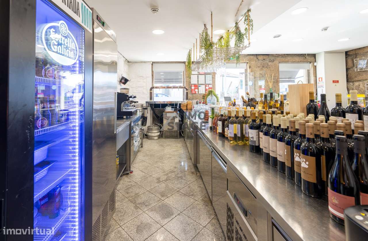 Oportunidade Única – Restaurante Totalmente Equipado e Pronto a Funcio-7