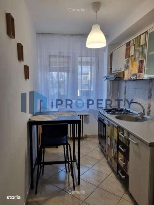 P-ta Romana | 2 Camere | Balcon 8 MP | AC | Metrou 1 Min. | - Imagine principală: 4/8