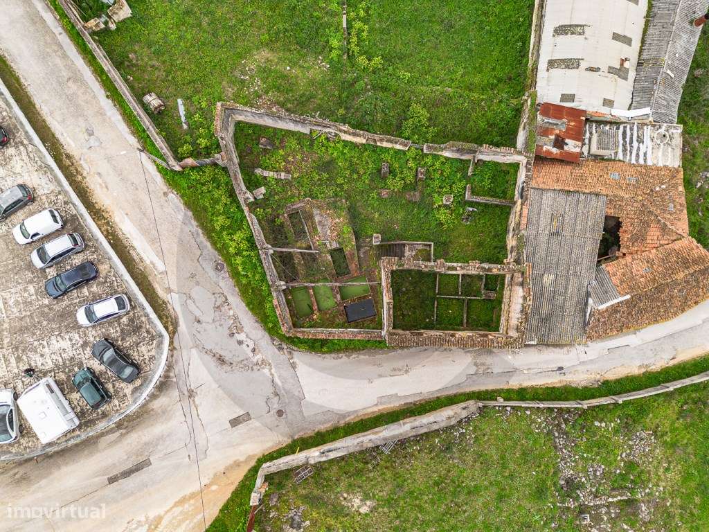 Armazém e terreno industrial para demolir ou reconstruir - Infraest... - Grande imagem: 4/9