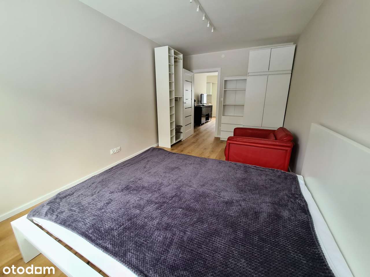 Okazja, ciche, po generalnym remoncie, gotowe do zamieszkania!-11