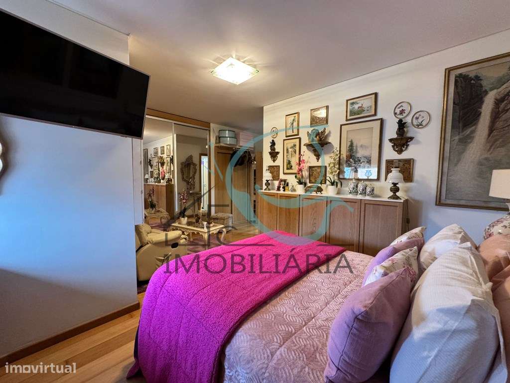 T3 de Luxo com Piso Privativo, Varandas Panorâmicas, Garagem Dupla ...-30