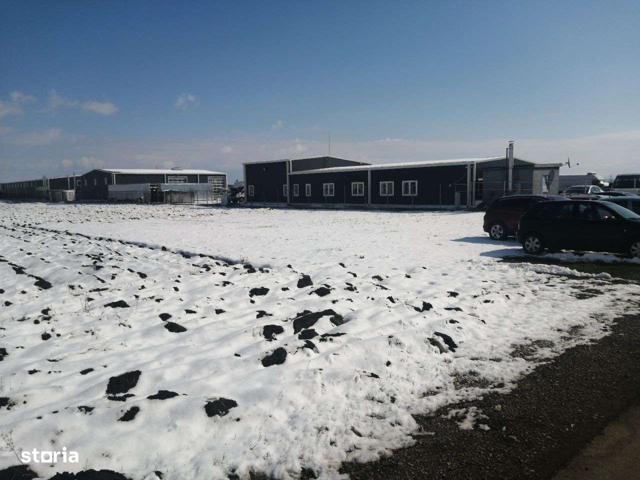 Teren de vanzare cu utilitati - Imagine principală: 2/5